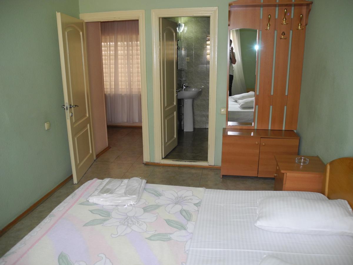 Hotel Sachveno Tbilisi Ngoại thất bức ảnh